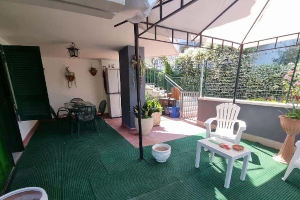 Villa Rita Giugliano In Campania Exterior foto